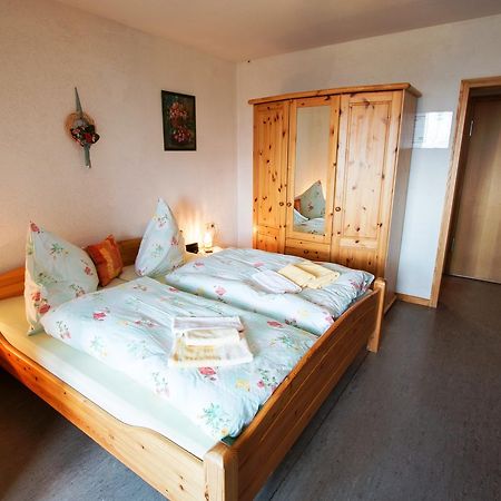 Berggasthof-Pension Todtnauer Hutte Фельдберг Екстер'єр фото